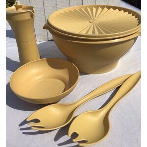 Vtg MCM Tupperware Salad Bowl Set Dressing Container Harvest Gold #880-5 & 880-8